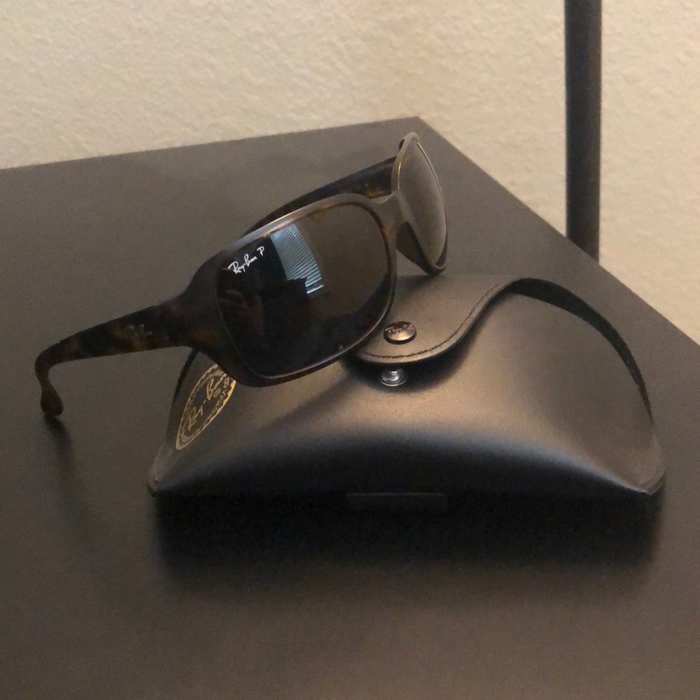 NWOT Polarized Ray-Ban Sunglasses ✨